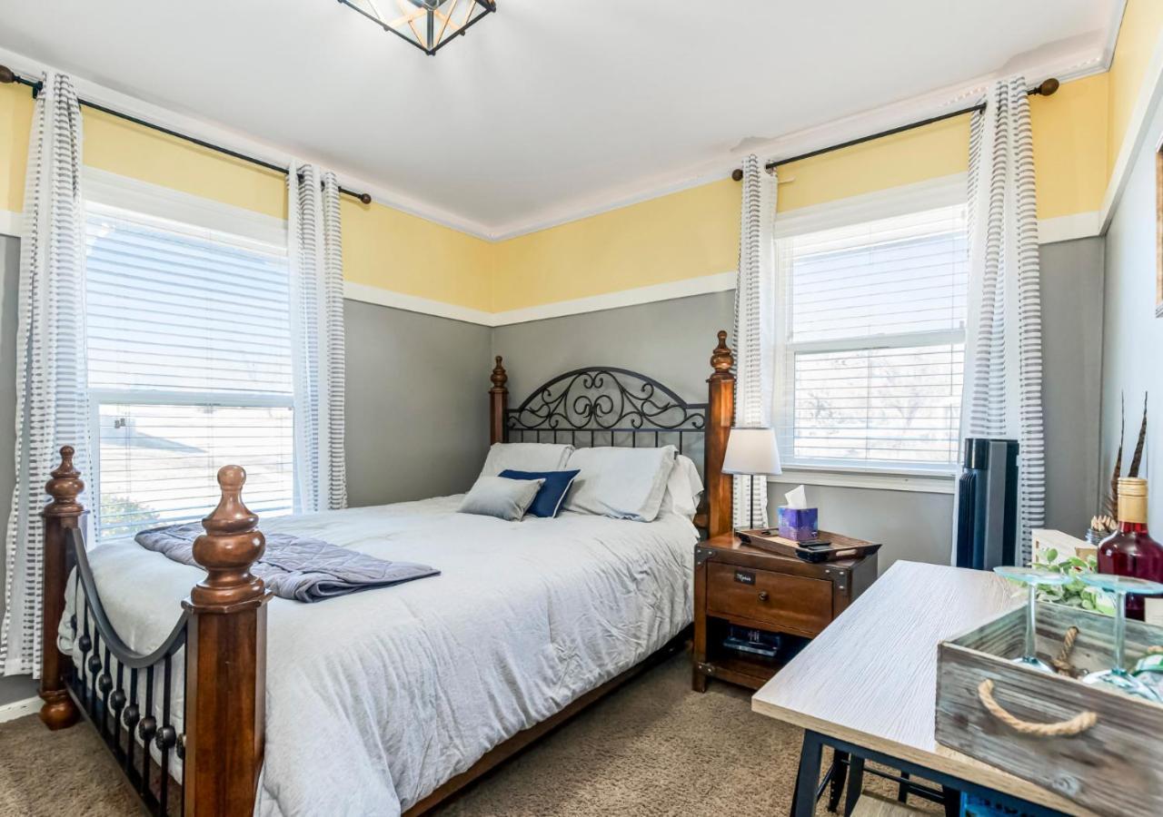 קנזס סיטי Becky & Marvels 420 Stay - Private Room מראה חיצוני תמונה