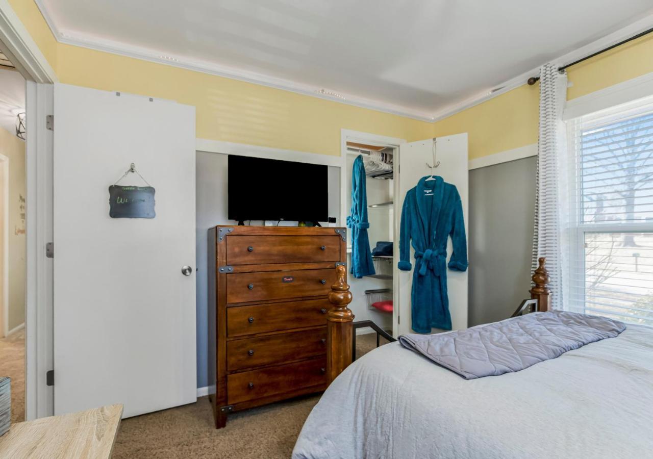 קנזס סיטי Becky & Marvels 420 Stay - Private Room מראה חיצוני תמונה